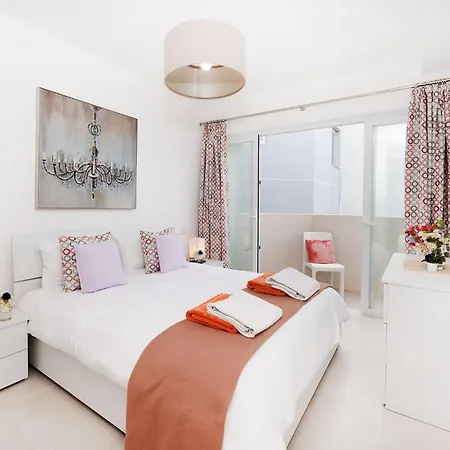 The Hillock Penthouse South B14