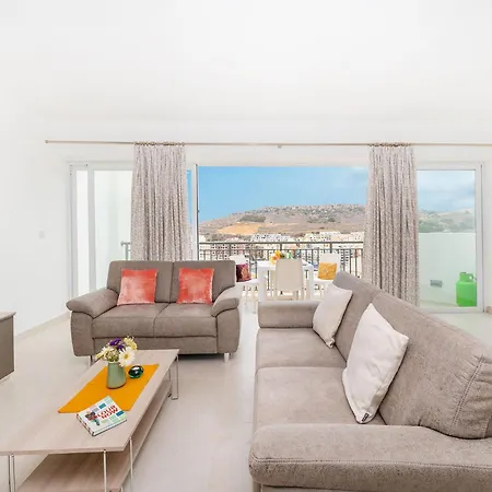 The Hillock Penthouse South B14 Apartman Marsalforn